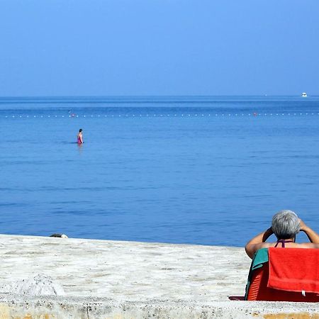 Apartments With A Parking Space Umag - 7110 Zewnętrze zdjęcie
