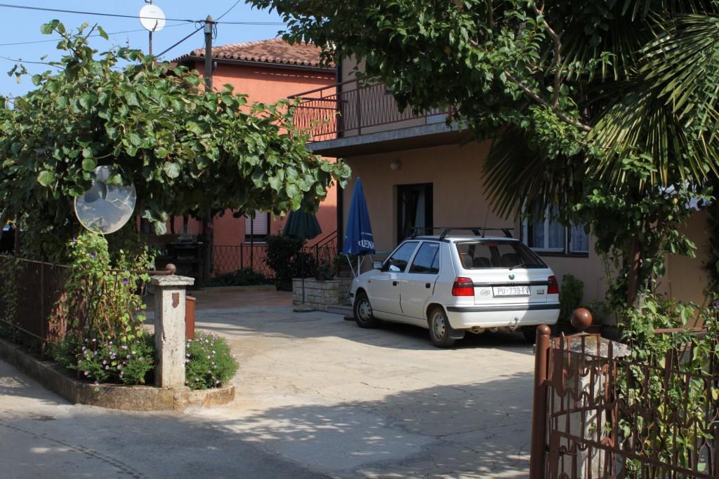 Apartments With A Parking Space Umag - 7110 Zewnętrze zdjęcie
